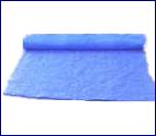 Dry Bed - Dog stays dry on top as bed traps moisture below the fibres to the bottom of the bed. Tough and washes easily.